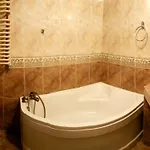 Niebieski Meander Blisko Metra Hostel Varşova