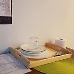 Niebieski Meander Blisko Metra * Varşova