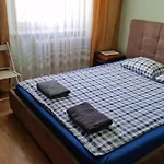 Hostel Niebieski Meander Blisko Metra Varşova
