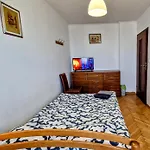 Niebieski Meander Blisko Metra * Varşova