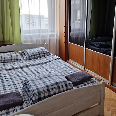 Hostel Niebieski Meander Blisko Metra