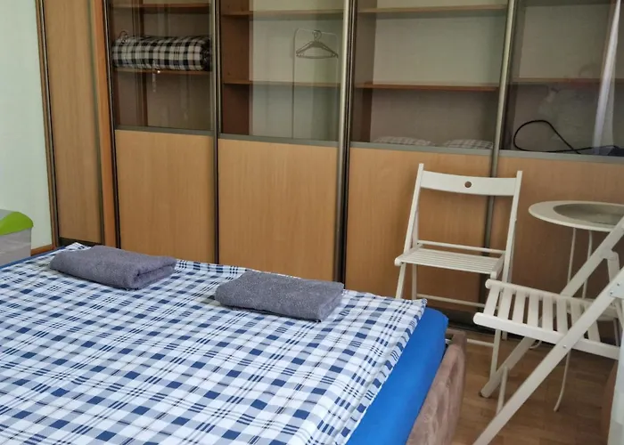 Hostel Niebieski Meander Blisko Metra *