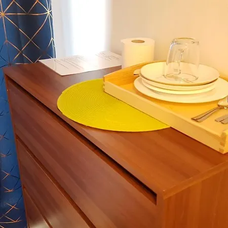 Niebieski Meander Blisko Metra Varşova